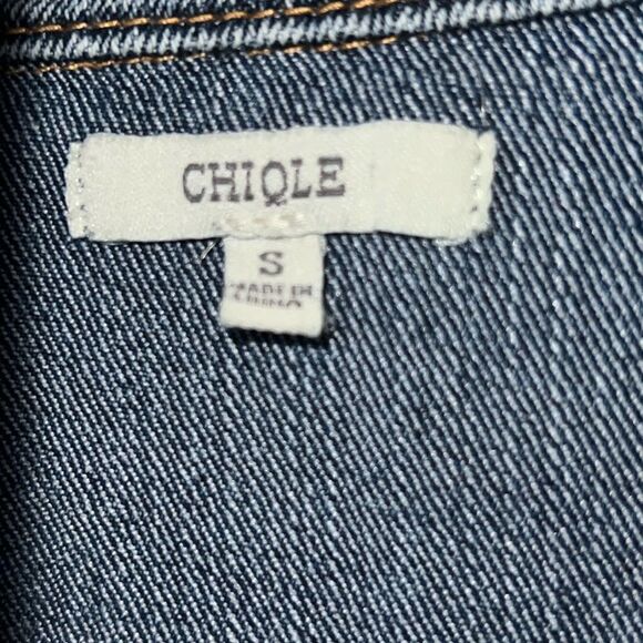 Chiqle Cropped Denim Jacket Small - Picture 4 of 7